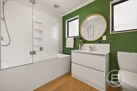 Photo of property in 20 Daveys Place, Arrowtown, 9302