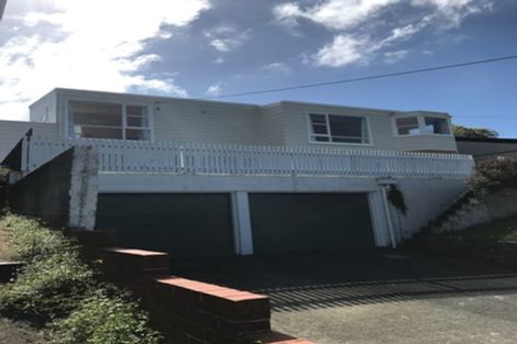 Photo of property in 101 Churchill Drive, Crofton Downs, Wellington, 6035