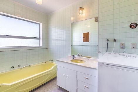 Photo of property in 20 Moana Crescent, Mangakino, 3421