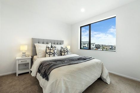 Photo of property in 3 Koura Road, Flat Bush, 2019