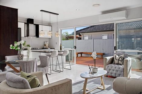 Photo of property in 15 Dromoland Drive, Flat Bush, Auckland, 2019