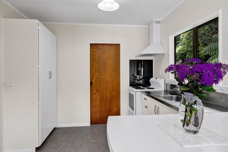 Photo of property in 2/29 Cumberland Street, Merrilands, New Plymouth, 4312