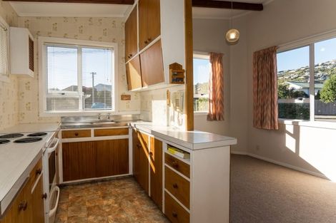 Photo of property in 16 Whitfield Street, Sumner, Christchurch, 8081