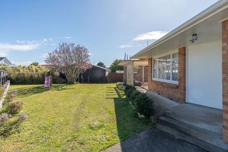 Photo of property in 33 Garden Heights Avenue, Glenview, Hamilton, 3206