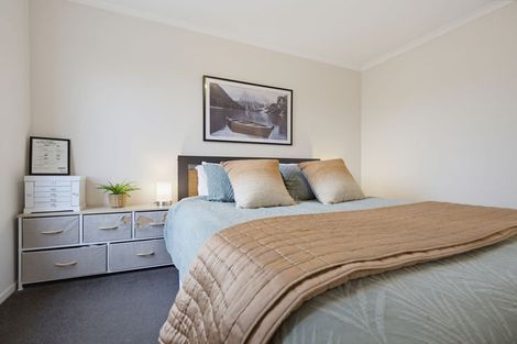Photo of property in 27 Chiefs Court, Hamilton East, Hamilton, 3216