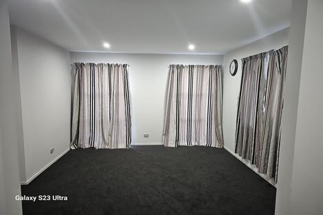 Photo of property in 86 Shillingford Boulevard, Rolleston, 7615