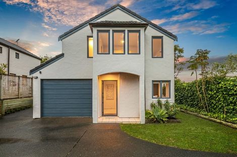 Photo of property in 9/48 Schnapper Rock Road, Schnapper Rock, Auckland, 0632