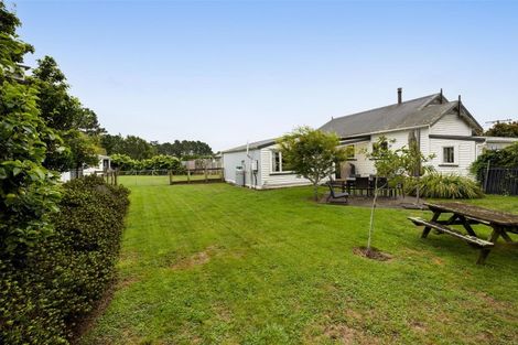 Photo of property in 1312 Devon Road, Brixton, Waitara, 4382