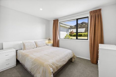 Photo of property in 7 Wren Street, Albert Town, Wanaka, 9305