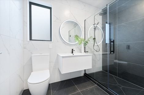 Photo of property in 42 Paparahi Place, Wainui, 0992