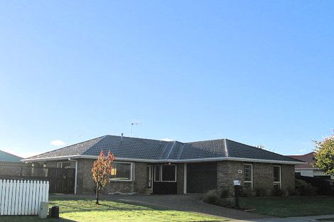 Photo of property in 21 Beachwater Grove, Paraparaumu Beach, Paraparaumu, 5032