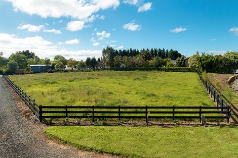 Photo of property in 2b Masters Road, Waiuku, 2681