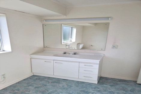 Photo of property in 546 Don Buck Road, Westgate, Auckland, 0614