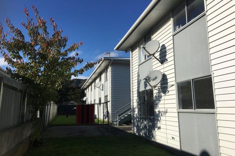 Photo of property in 28g Leighton Avenue, Waiwhetu, Lower Hutt, 5010