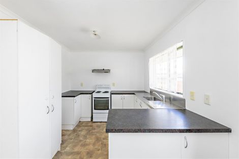 Photo of property in 1/11 Solveig Place, Randwick Park, Auckland, 2105