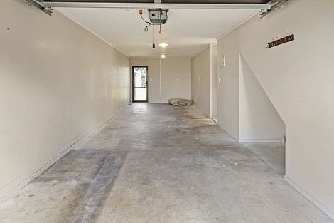 Photo of property in 98d Naylors Drive, Mangere, Auckland, 2022