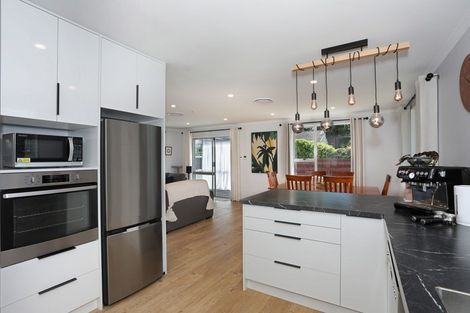 Photo of property in 25 Rata Street, Roslyn, Palmerston North, 4414