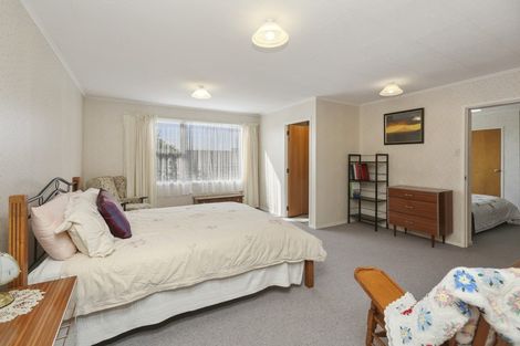 Photo of property in 11b Acacia Place, Bell Block, New Plymouth, 4312