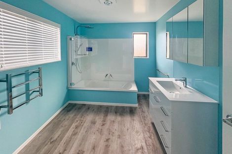 Photo of property in 10 Sandown Avenue, Himatangi Beach, Foxton, 4891