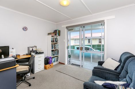 Photo of property in 9 Belair Avenue, Blagdon, New Plymouth, 4310