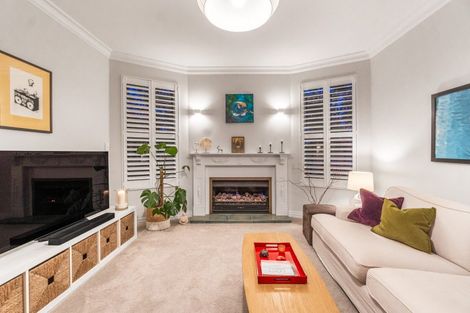 Photo of property in 43b Stanley Road, Stanley Point, Auckland, 0624