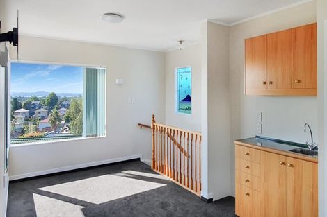 Photo of property in 26 Tatyana Place, Massey, Auckland, 0614