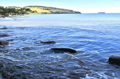 Photo of property in 10 Clinton Road, Tawharanui Peninsula, Matakana, 0986