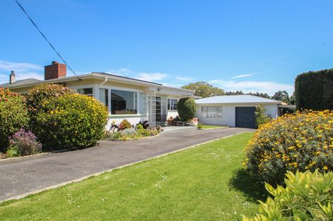 Photo of property in 70 Awamoa Road, Holmes Hill, Oamaru, 9401