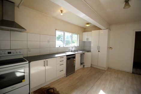 Photo of property in 10 Acton Place, Avondale, Auckland, 0600