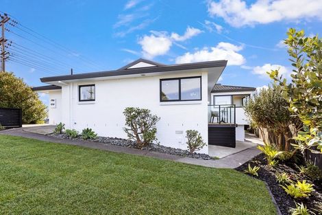 Photo of property in 39 Stanmore Bay Road, Stanmore Bay, Whangaparaoa, 0932