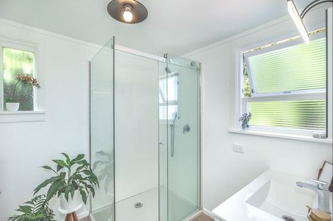 Photo of property in 35 Chester Street, Levin, 5510