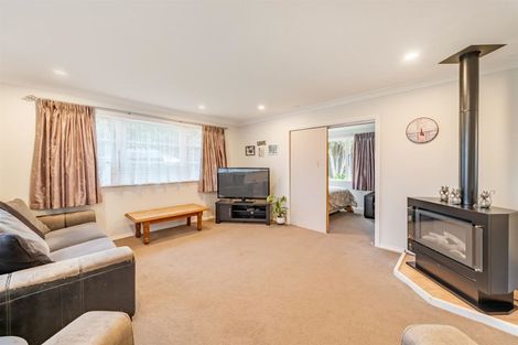 Photo of property in 4 Sharpe Crescent, Wainuiomata, Lower Hutt, 5014