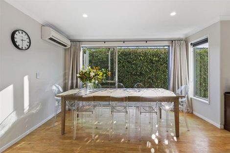 Photo of property in 225 Memorial Avenue, Burnside, Christchurch, 8053