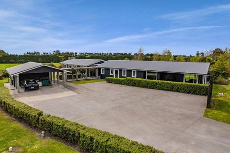 Photo of property in 50a Richmond Road, Brixton, New Plymouth, 4373