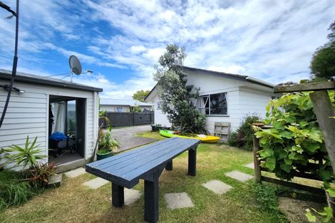 Photo of property in 60 Burundi Avenue, Clendon Park, Auckland, 2103