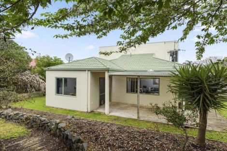 Photo of property in 10 Dalton Drive, Papamoa Beach, Papamoa, 3118