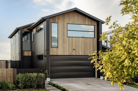 Photo of property in 31 Hinaki Street, Poike, Tauranga, 3112