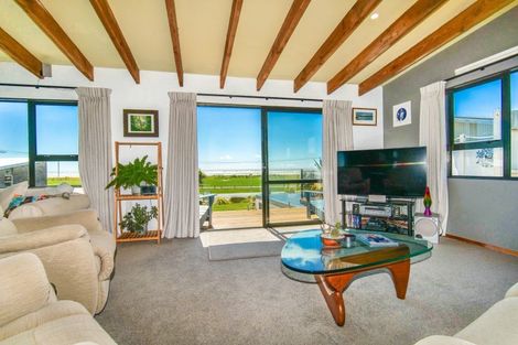 Photo of property in 5 Marine Parade, Carters Beach, Westport, 7825