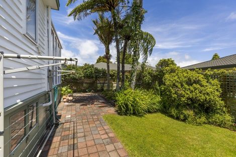 Photo of property in 43 Dorset Avenue, Westown, New Plymouth, 4310