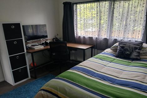 Photo of property in 3 Buisson Glade, West Harbour, Auckland, 0618