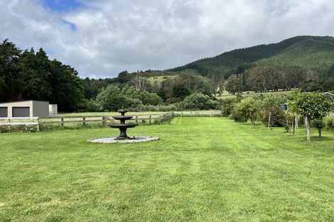 Photo of property in 67 Whitemans Valley Road, Whitemans Valley, Upper Hutt, 5371
