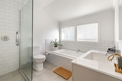 Photo of property in 1/21 Church Street, Devonport, Auckland, 0624