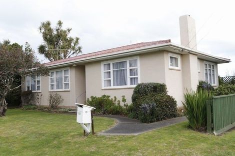 Photo of property in 15 Egmont Street, Castlecliff, Whanganui, 4501