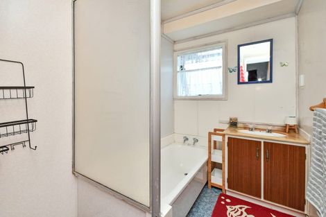 Photo of property in 44 Burundi Avenue, Clendon Park, Auckland, 2103