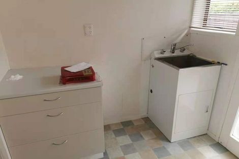 Photo of property in 2/6 Philson Terrace, Browns Bay, Auckland, 0630