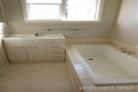 Photo of property in 149 Avonhead Road, Avonhead, Christchurch, 8042