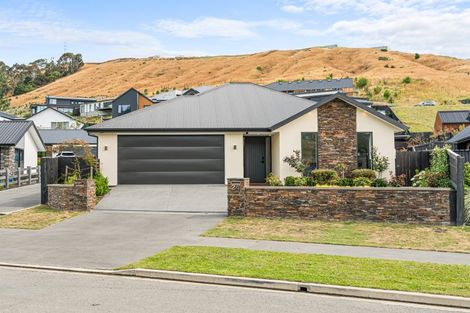 Photo of property in 24 Mcvicar Drive, Cracroft, Christchurch, 8022