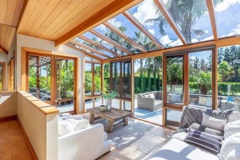 Photo of property in 338 Old North Road, Kumeu, 0892