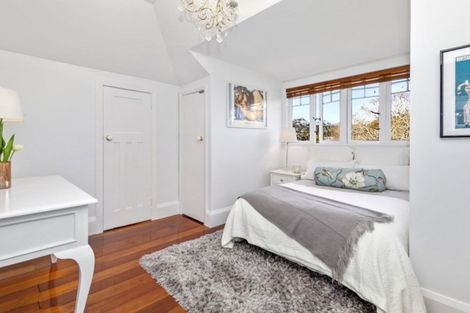 Photo of property in 301 Fergusson Drive, Heretaunga, Upper Hutt, 5018