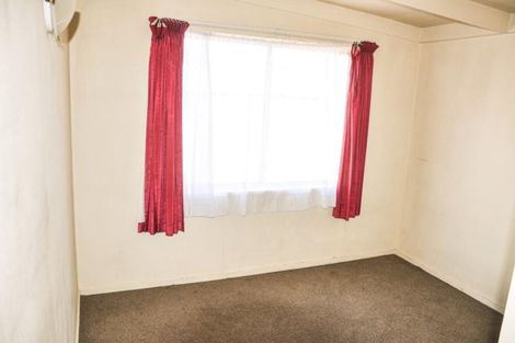 Photo of property in 151 Bruce Mclaren Road, Henderson, Auckland, 0612